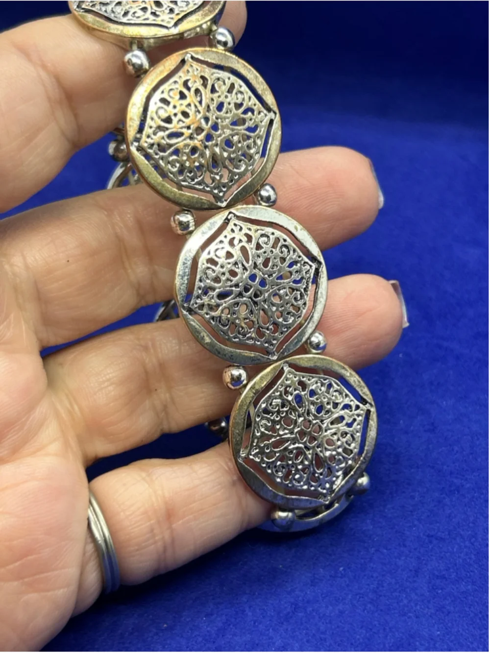 Women's Unbranded Silver Filigree Stretch Bracelet One Size
